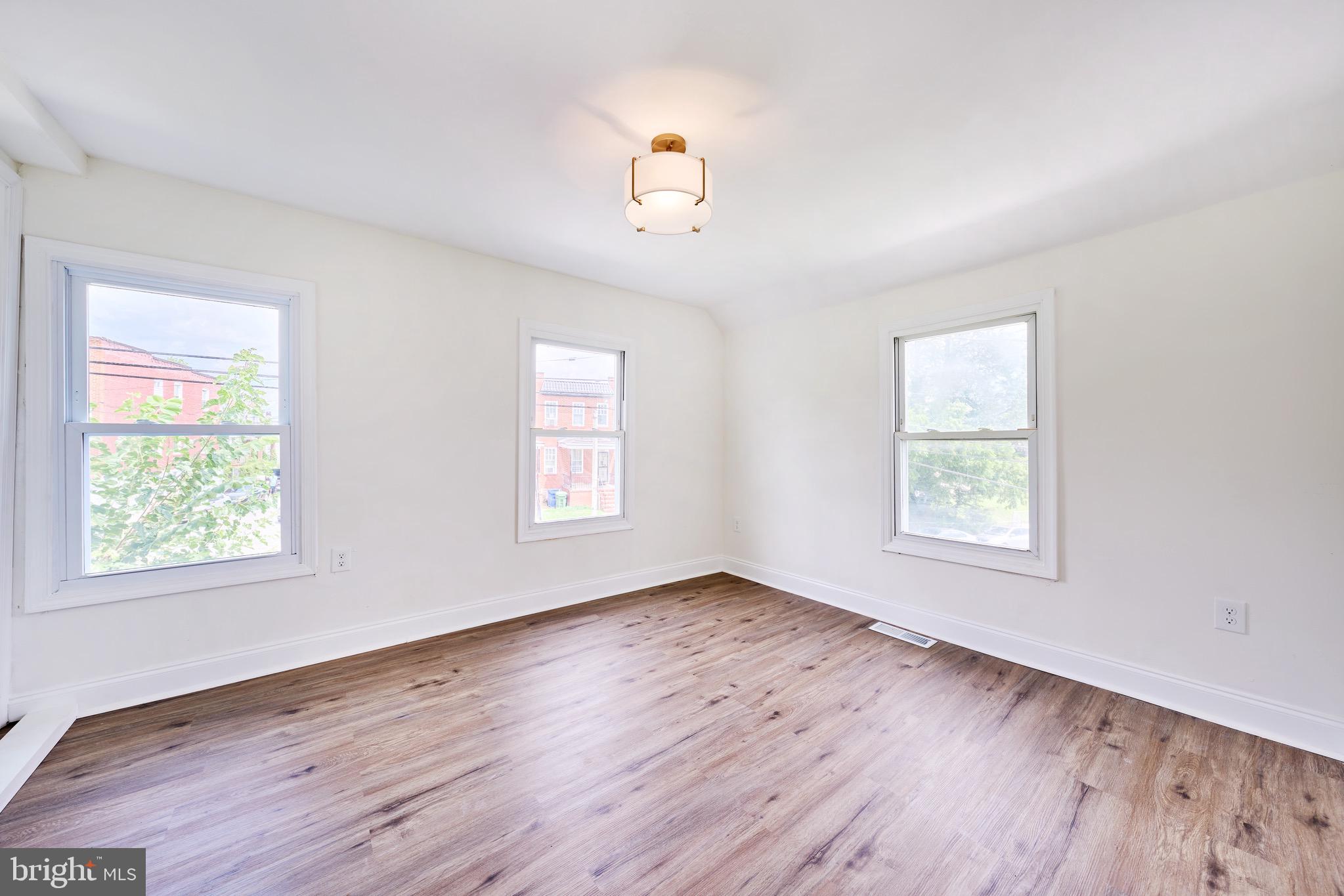 IRVINGTON - Residential