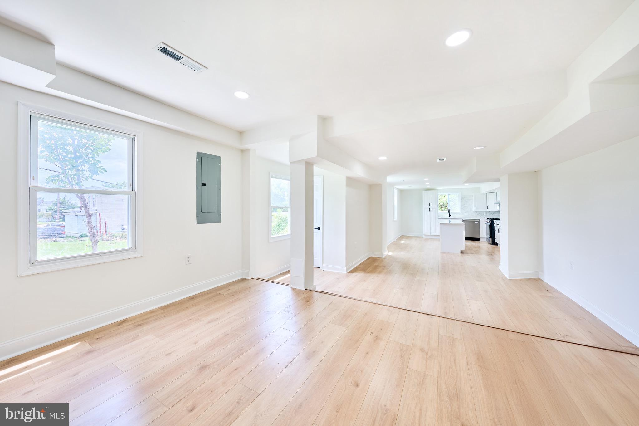 IRVINGTON - Residential