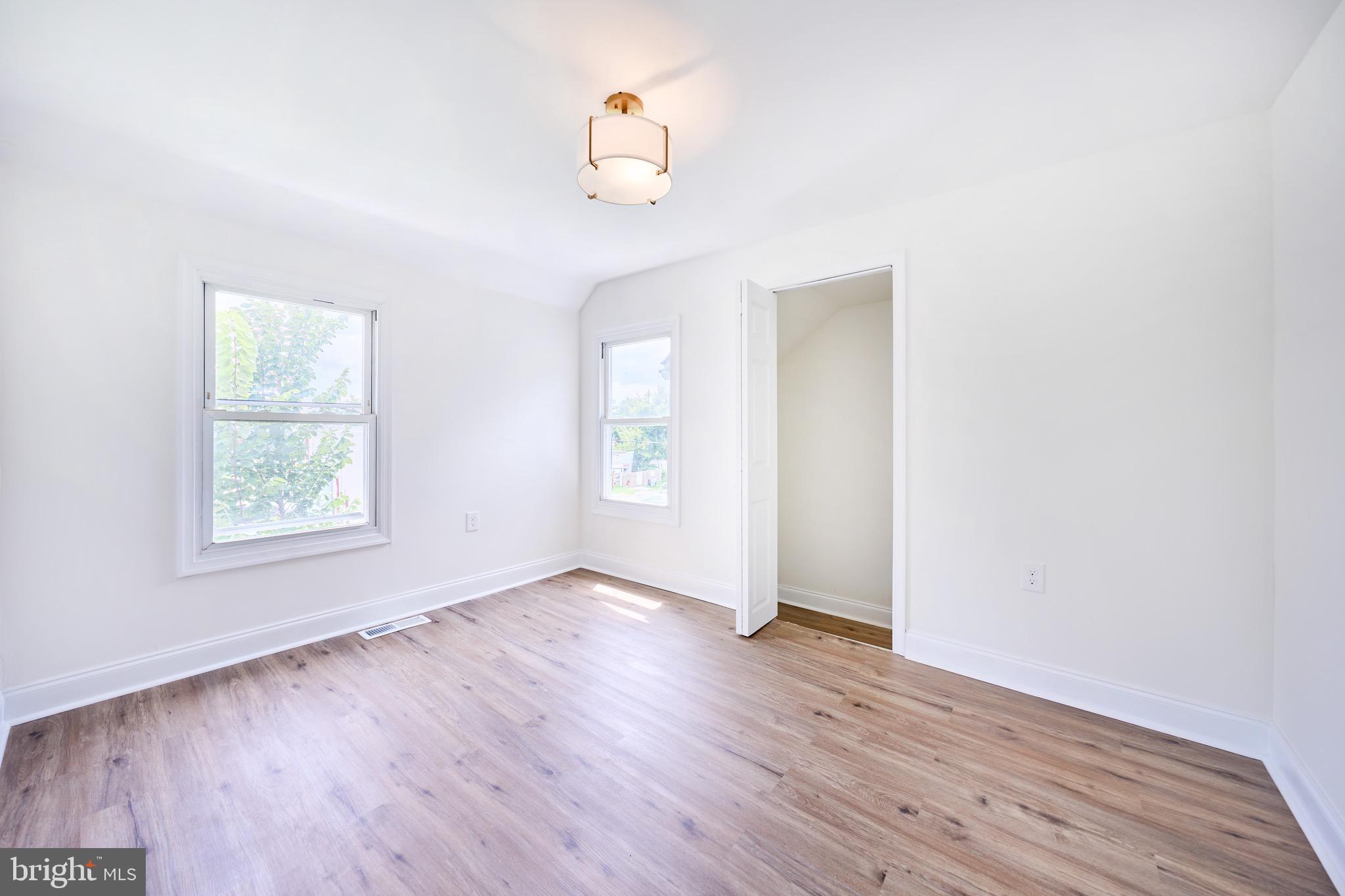 IRVINGTON - Residential