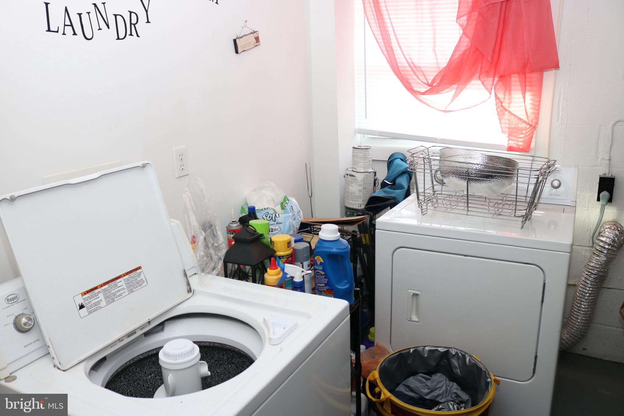 CLINTON - Residential