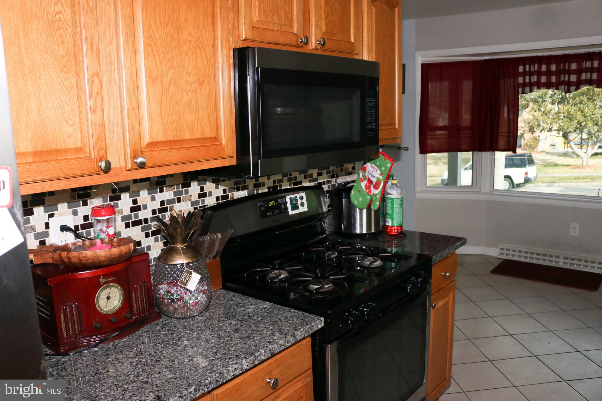 CLINTON - Residential