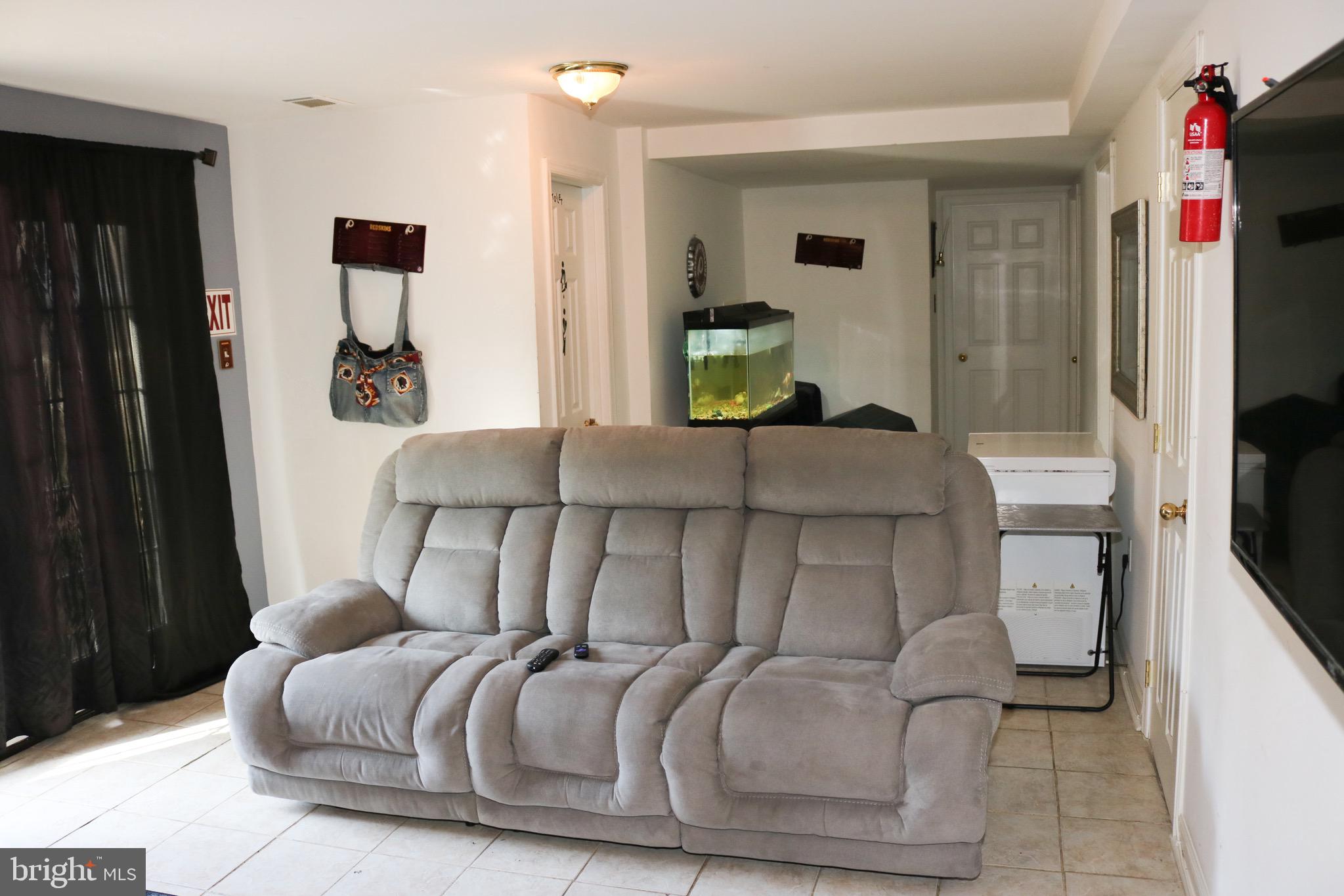 CLINTON - Residential