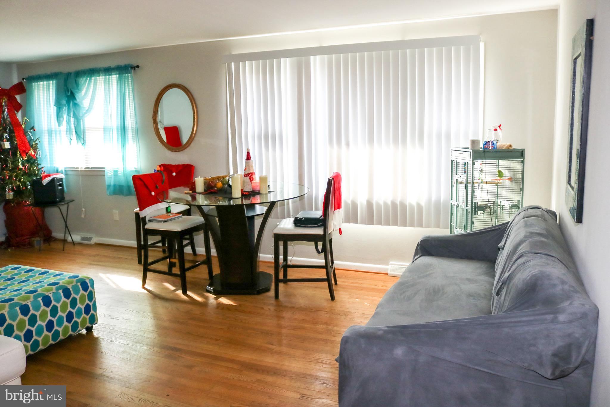 CLINTON - Residential