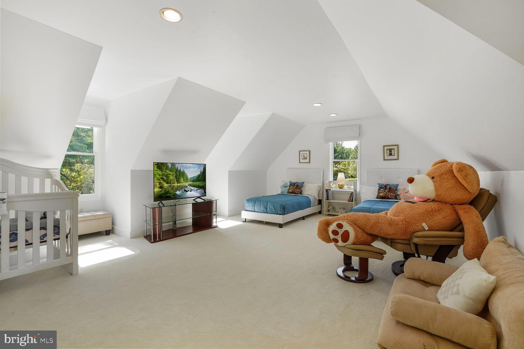 RICHLAND MEADOWS - Residential