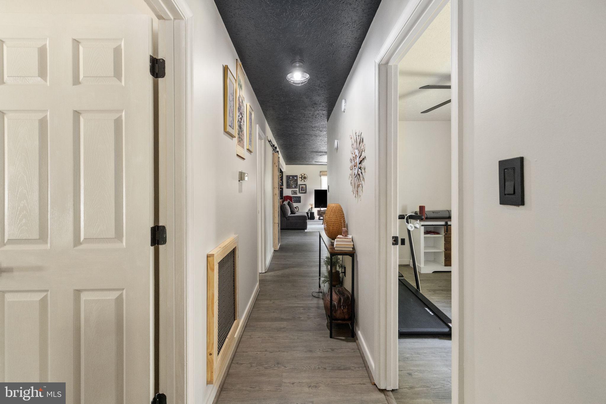 MILLERS TAVERN ESTATES - Residential