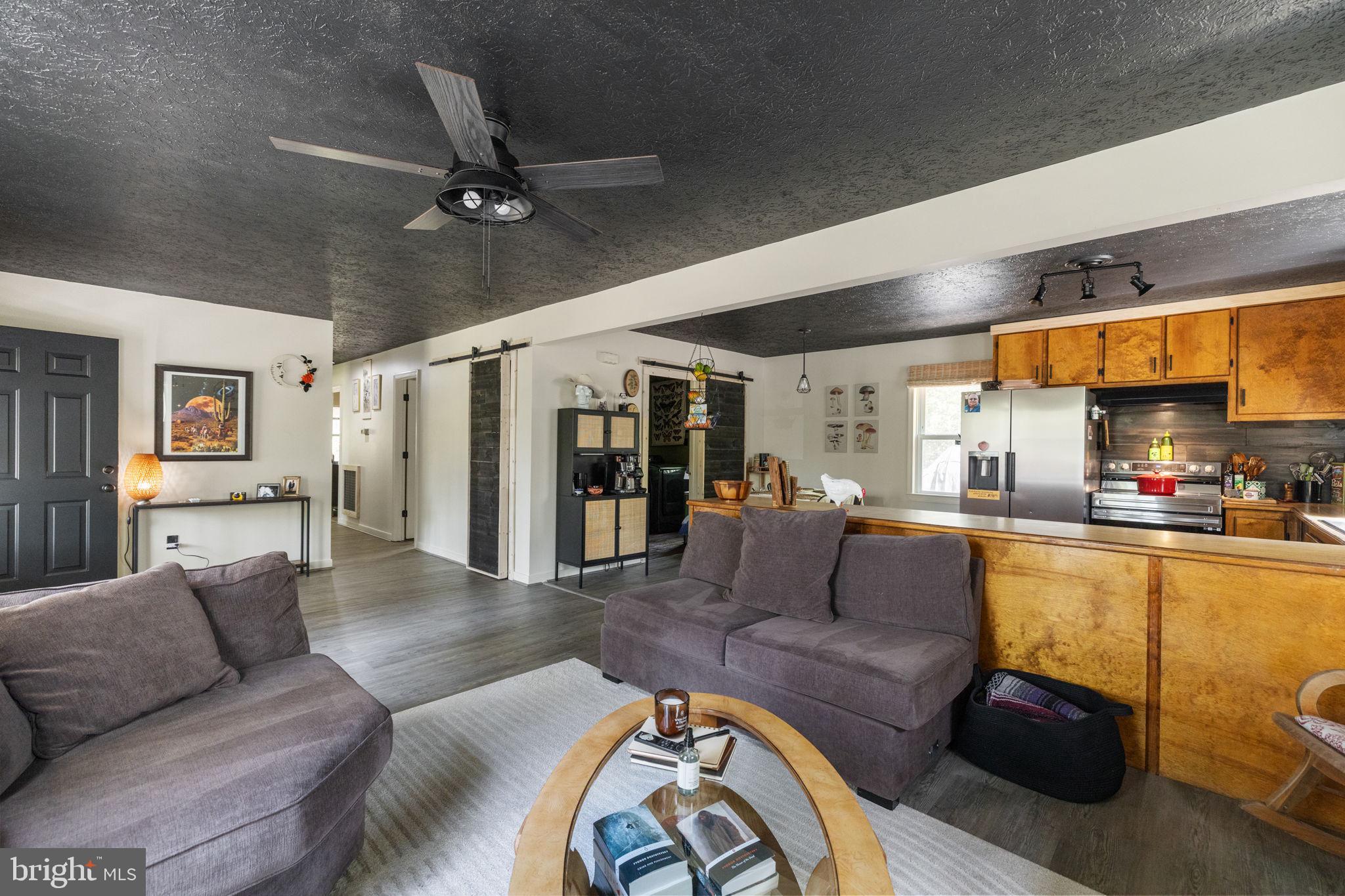 MILLERS TAVERN ESTATES - Residential