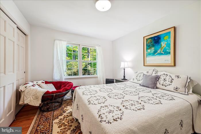 TOWN CREEK MANOR - Residential