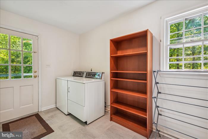 TOWN CREEK MANOR - Residential