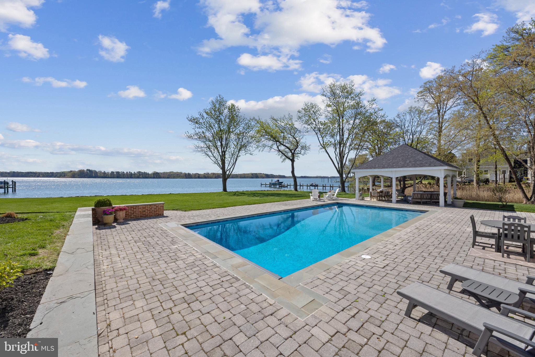 QUEEN ANNE'S ON THE WYE - Residential