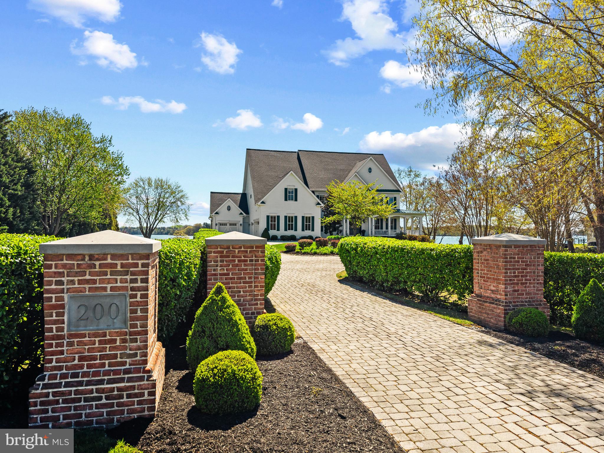 QUEEN ANNE'S ON THE WYE - Residential