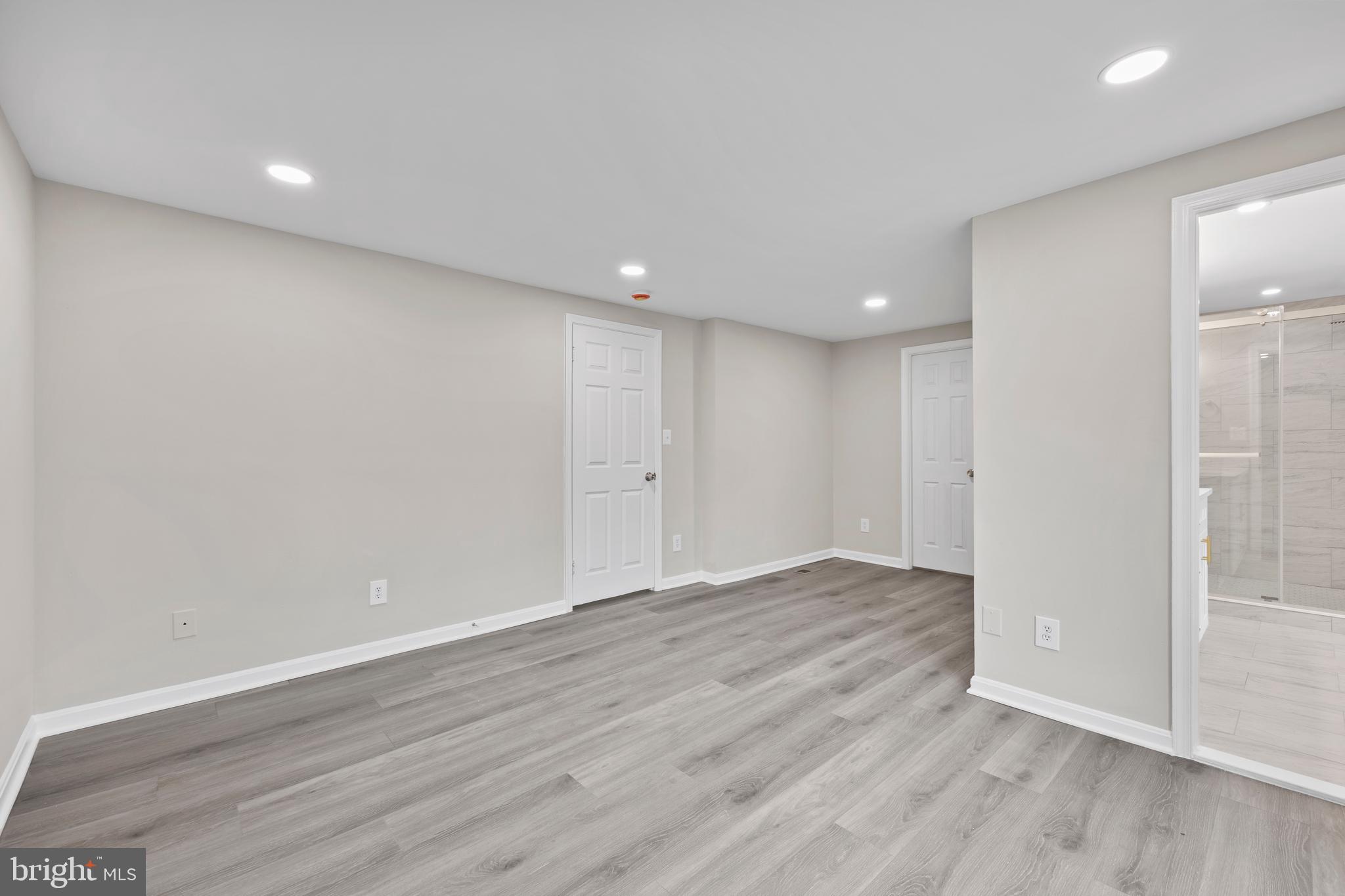ROGERS FORGE - Residential