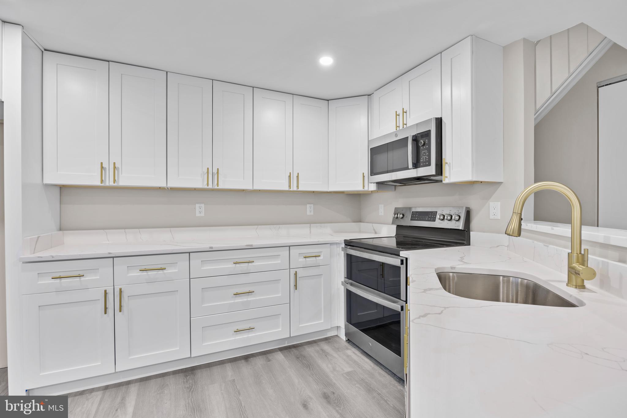 ROGERS FORGE - Residential