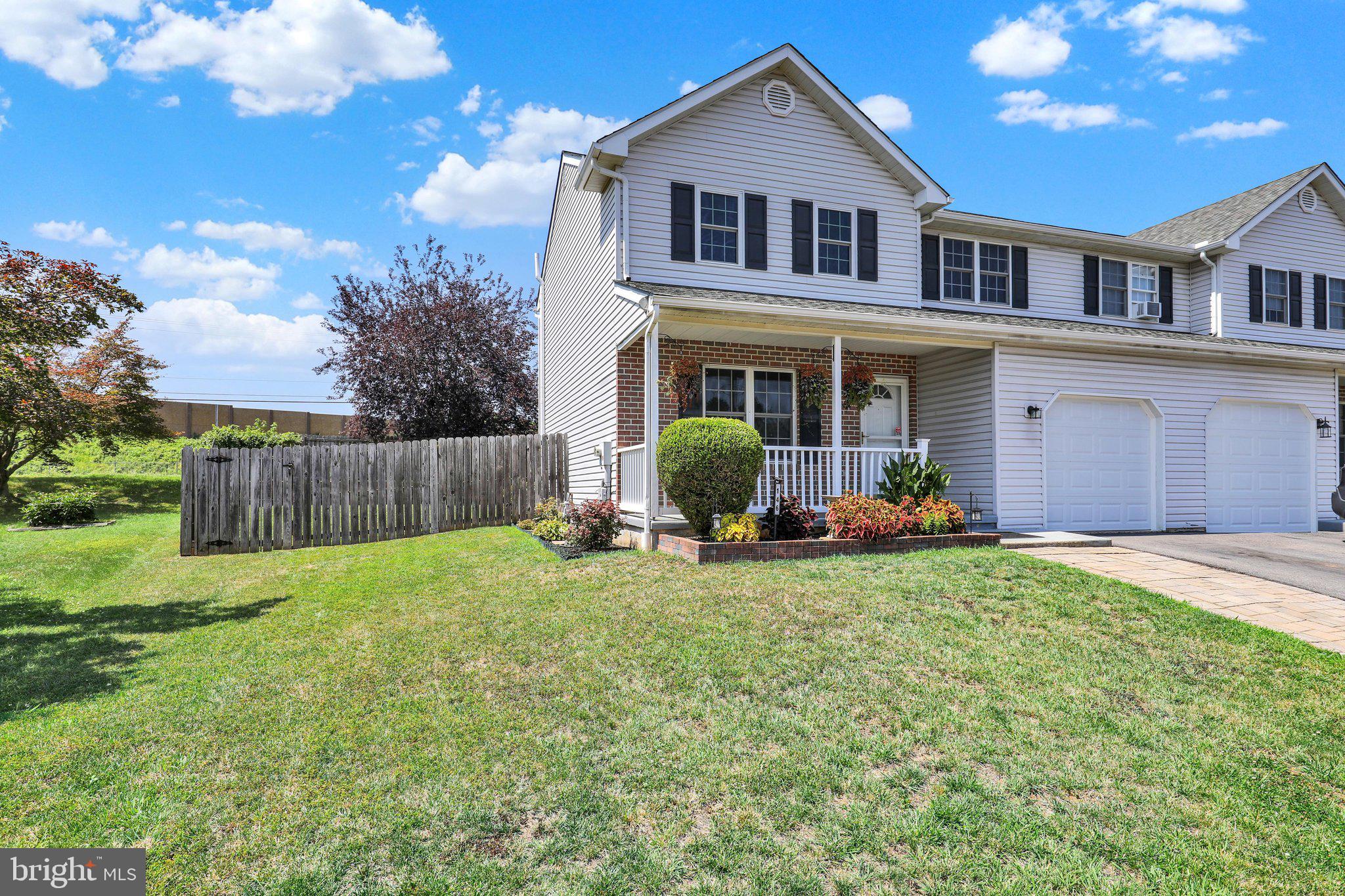 146 BAINBRIDGE CR