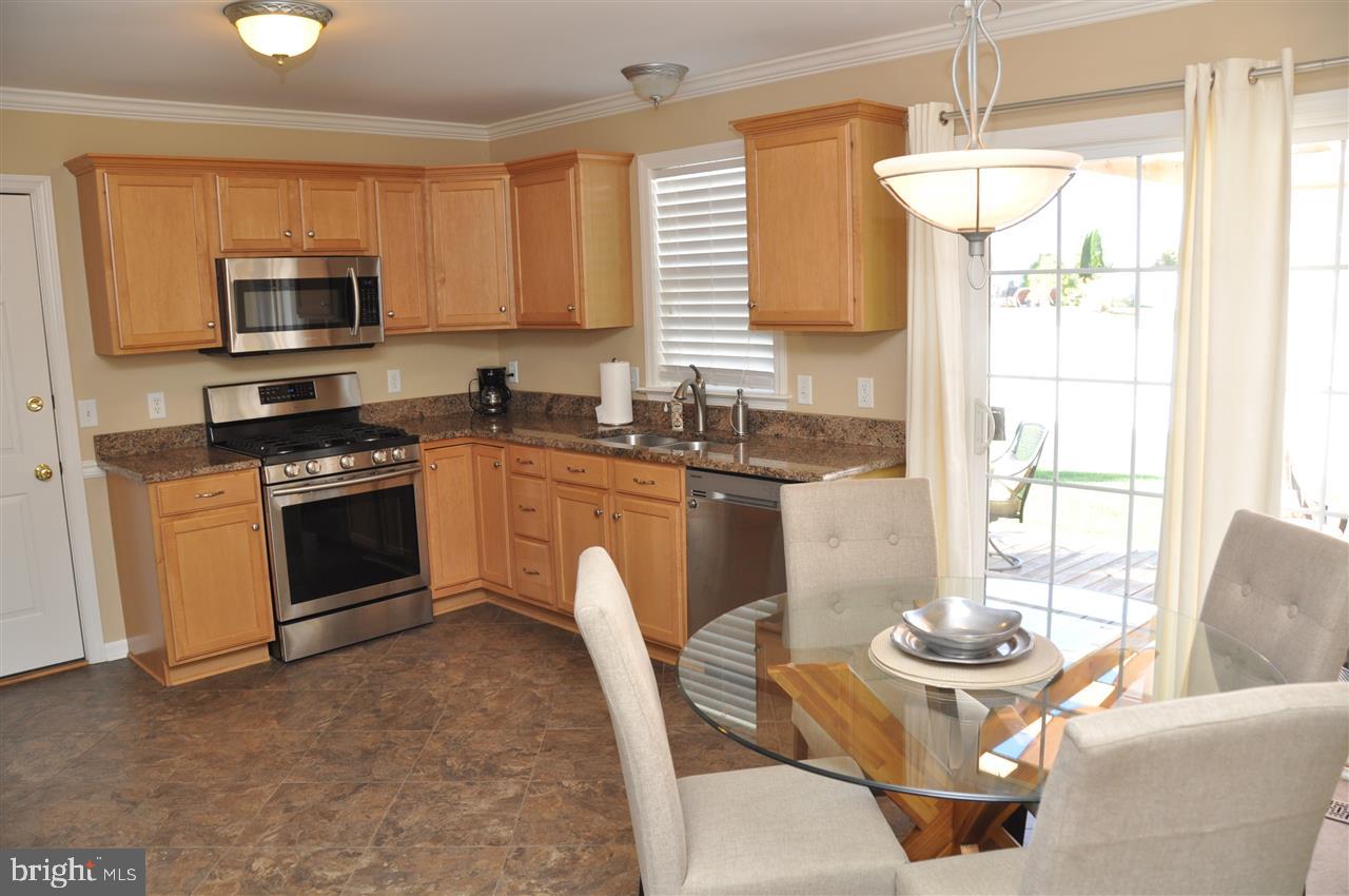 ALLYSON'S CROSSING - Residential