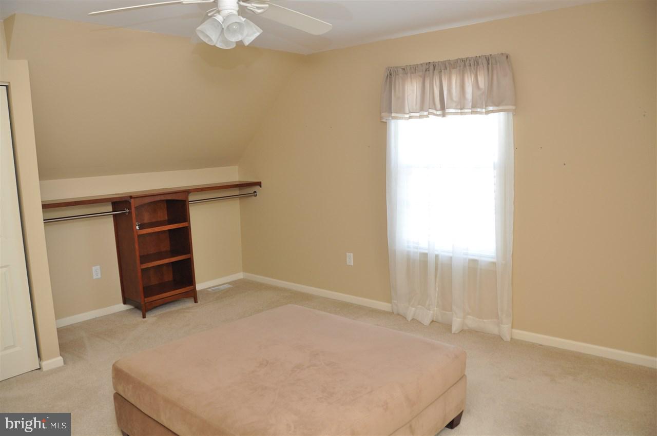 ALLYSON'S CROSSING - Residential