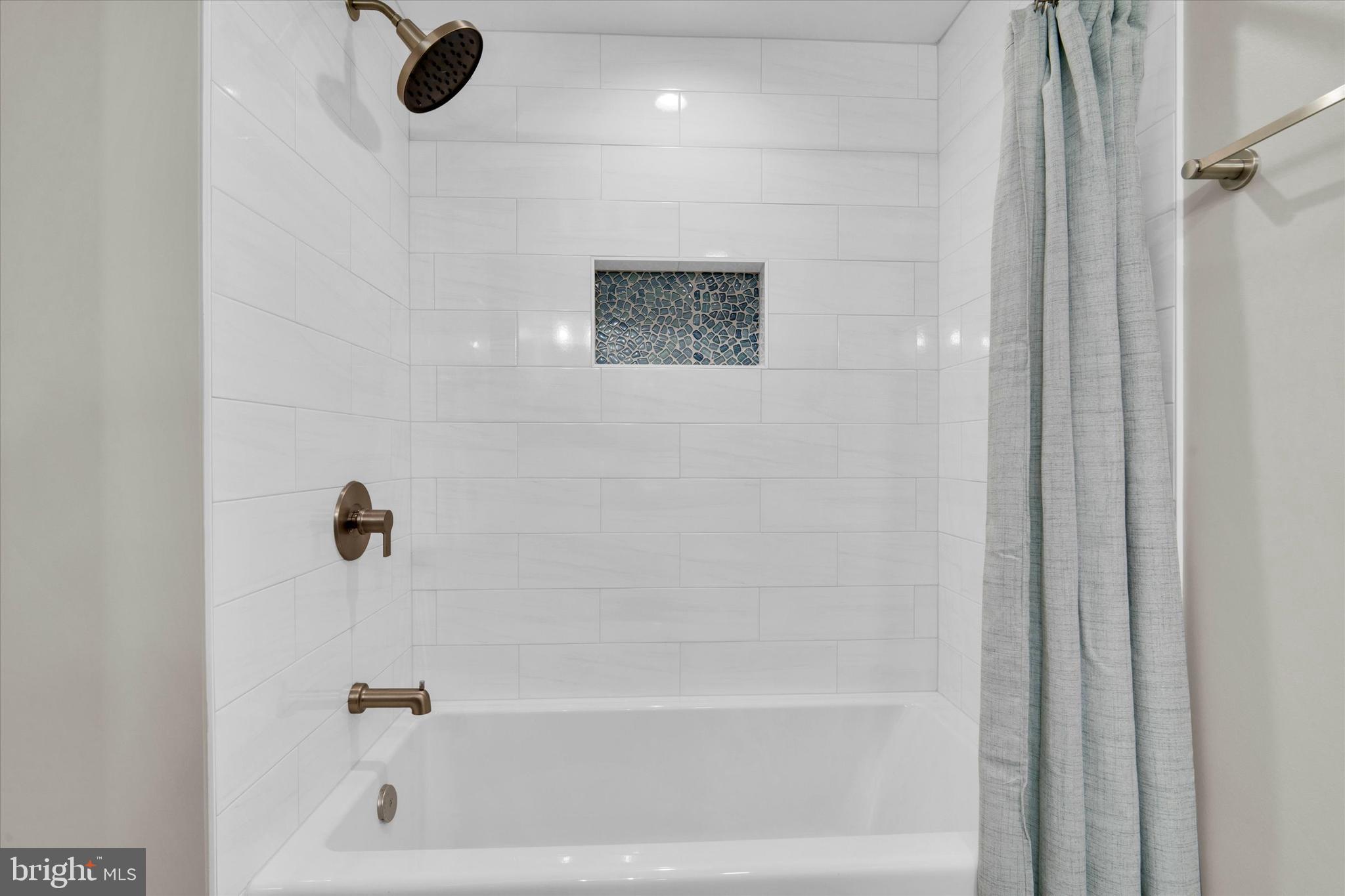 BURKE CENTRE - Residential