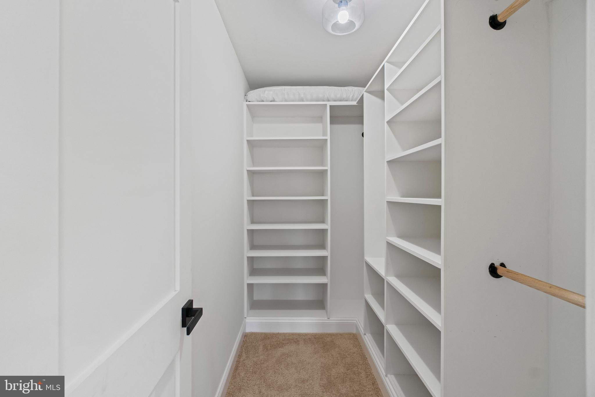 EDNOR GARDENS - LAKESIDE - Residential