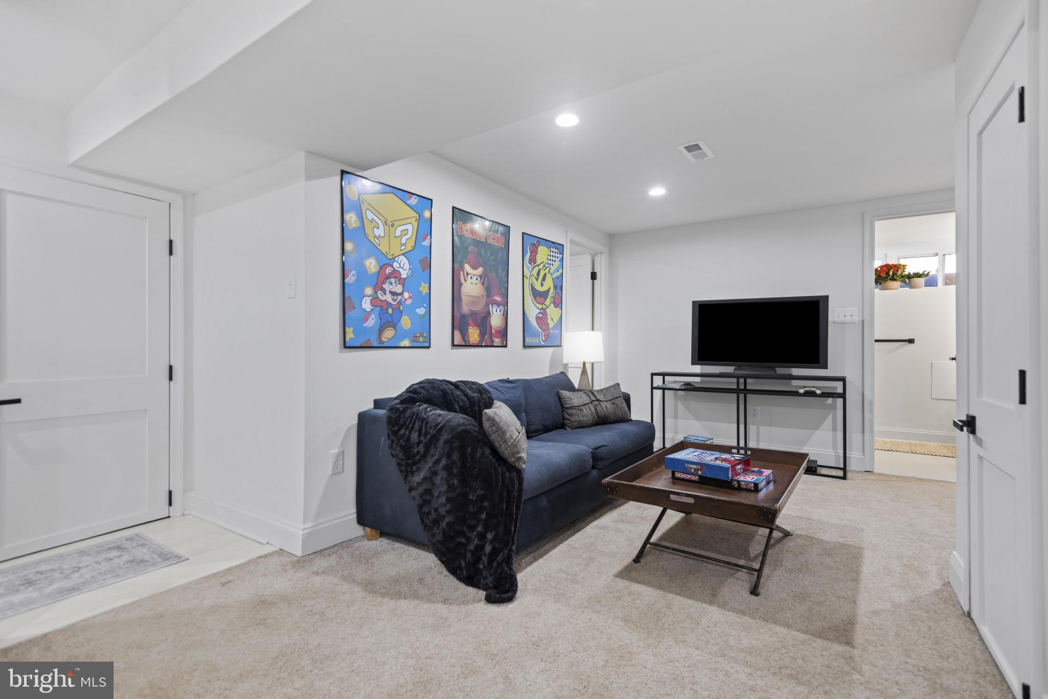 EDNOR GARDENS - LAKESIDE - Residential