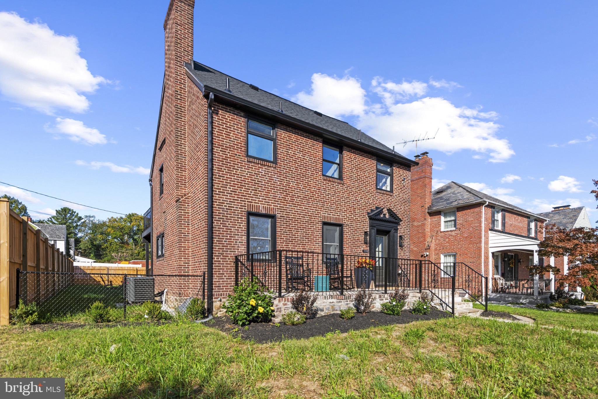 EDNOR GARDENS - LAKESIDE - Residential