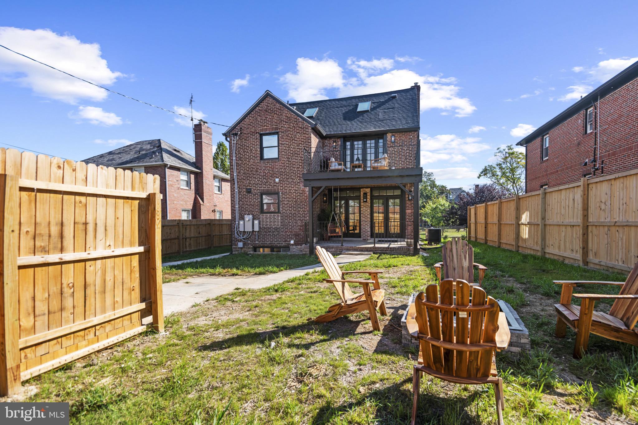 EDNOR GARDENS - LAKESIDE - Residential