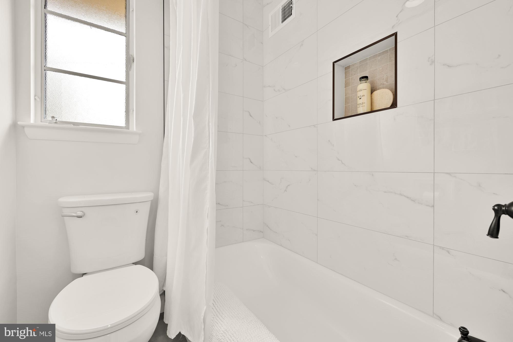 FRANKLIN KNOLLS - Residential