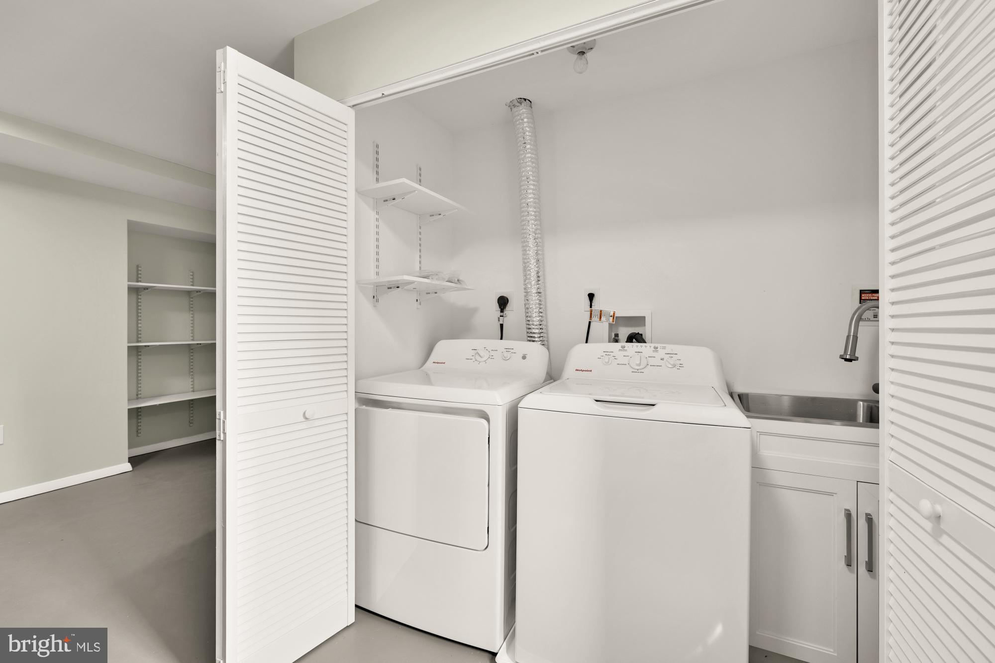 FRANKLIN KNOLLS - Residential