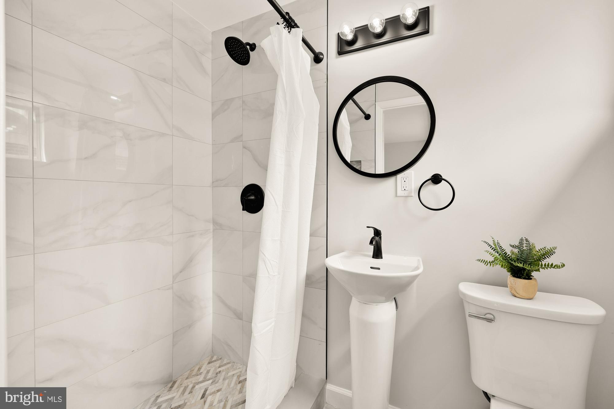 FRANKLIN KNOLLS - Residential