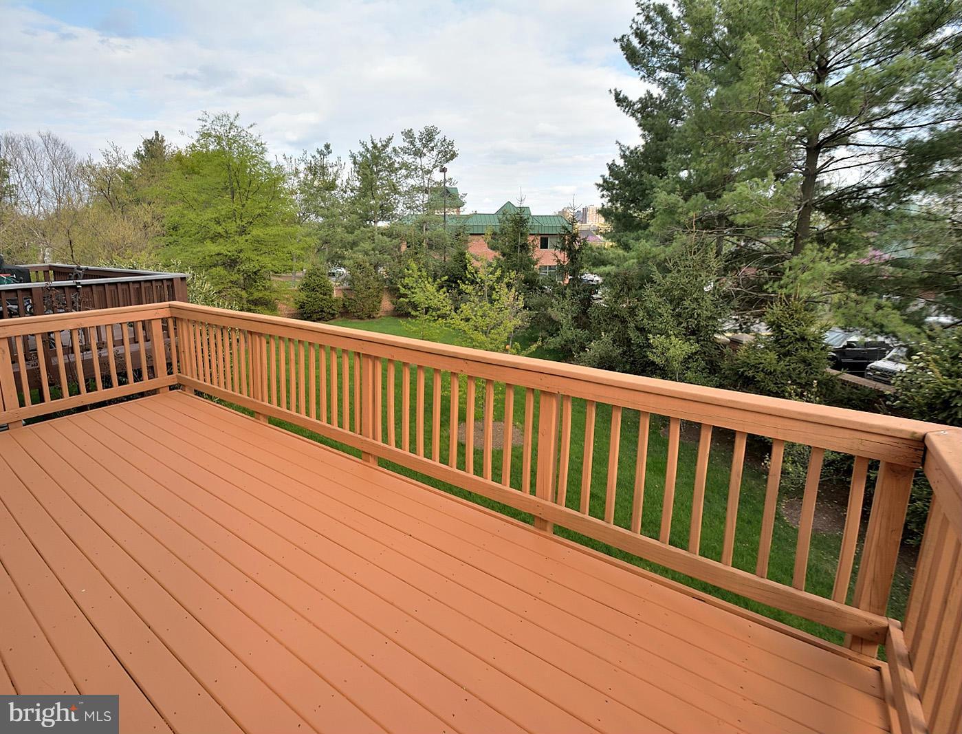 VILLAGE AT HERNDON MILLS - Residential Lease