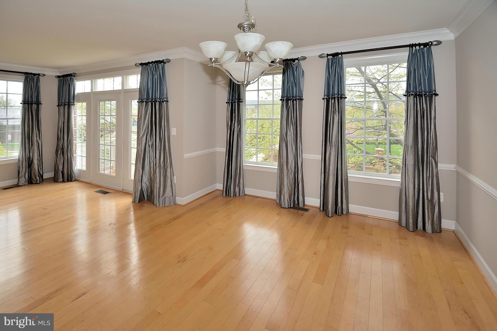 VILLAGE AT HERNDON MILLS - Residential Lease