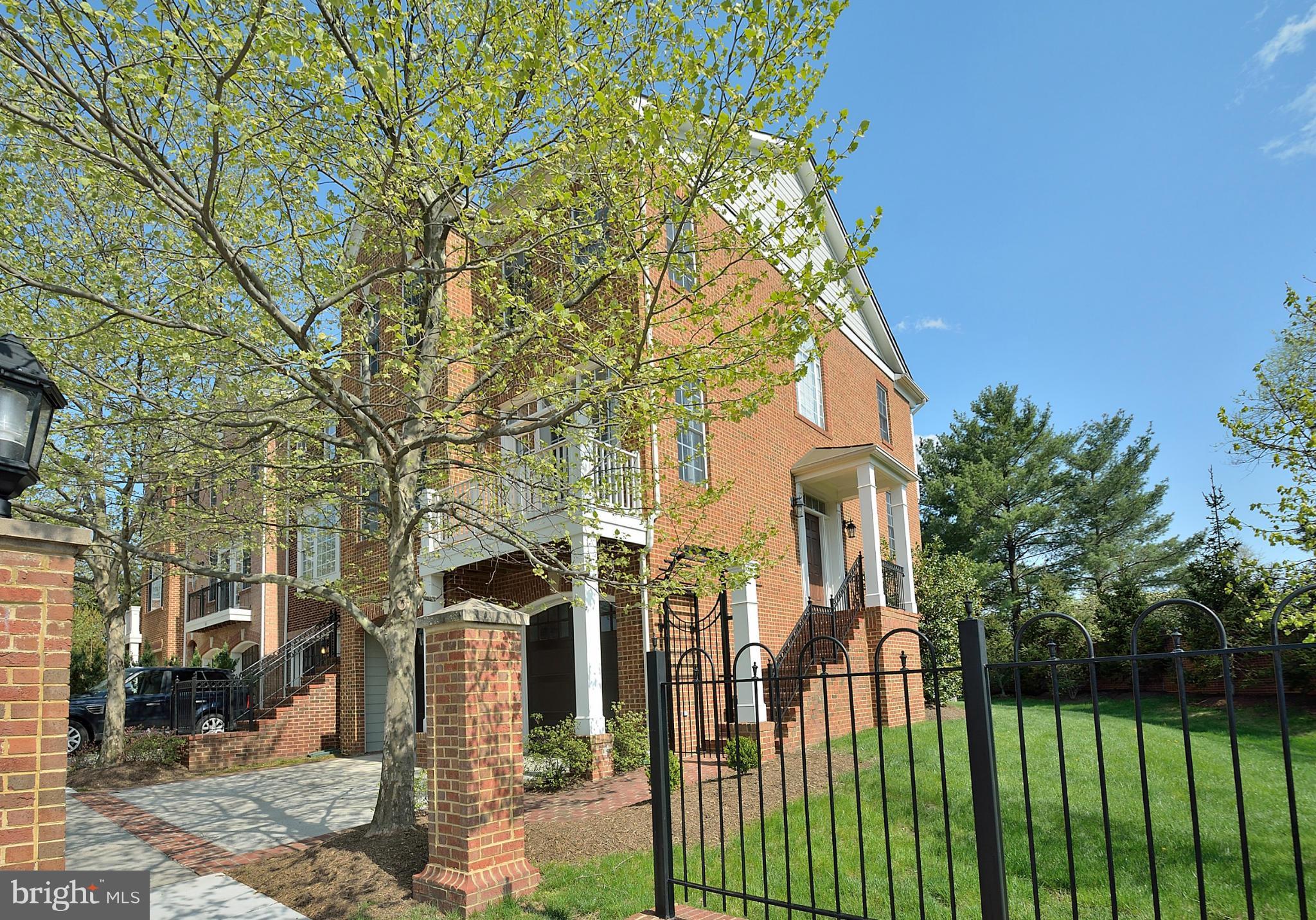 VILLAGE AT HERNDON MILLS - Residential Lease