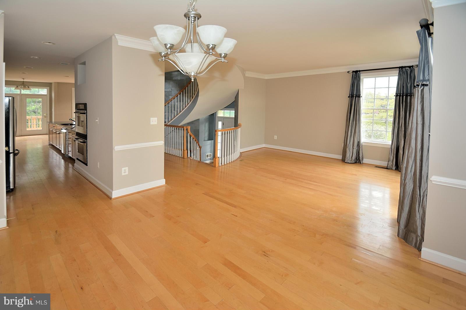 VILLAGE AT HERNDON MILLS - Residential Lease