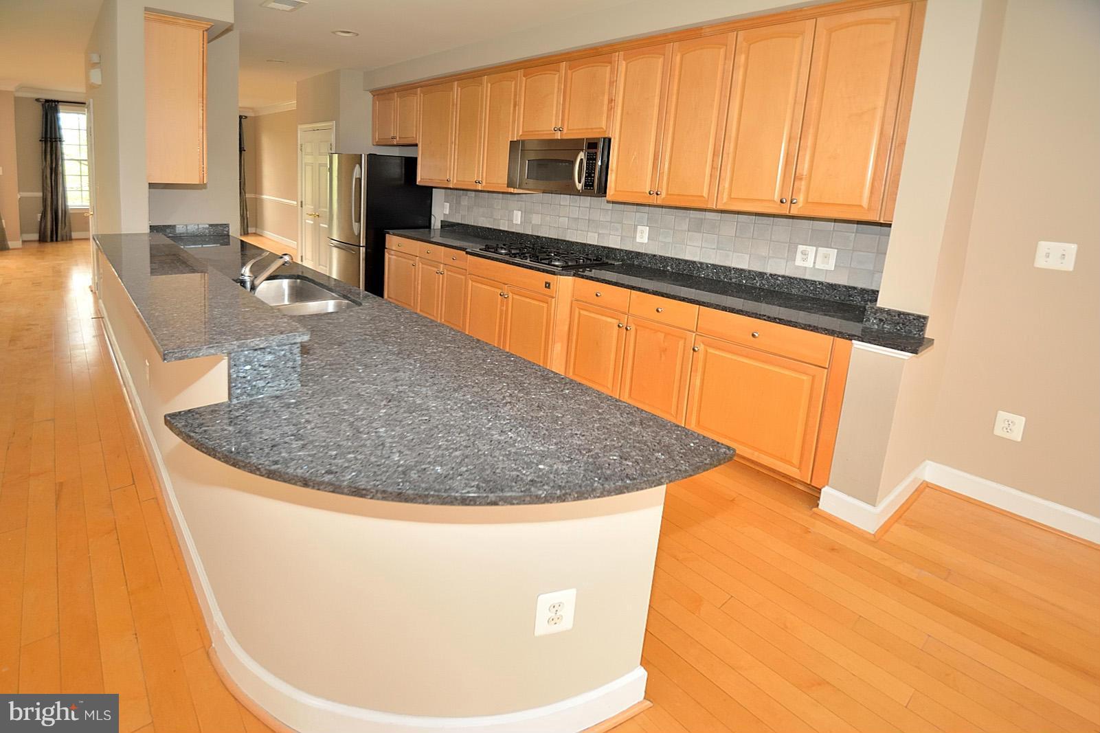 VILLAGE AT HERNDON MILLS - Residential Lease