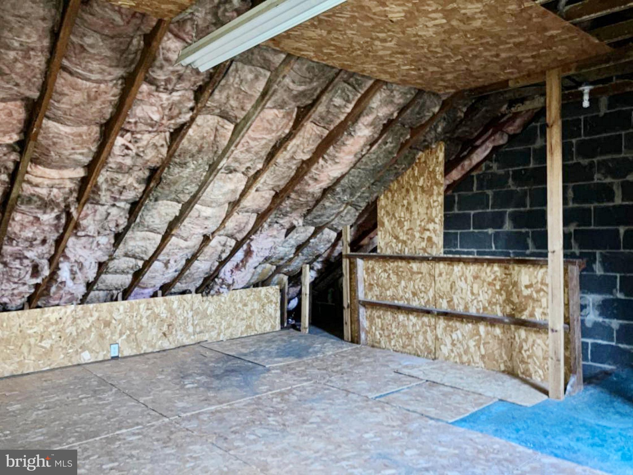 RAMBLEWOOD - Residential