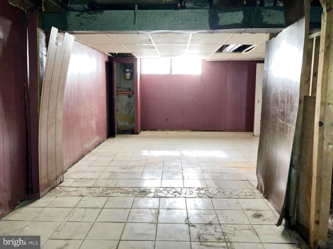 RAMBLEWOOD - Residential