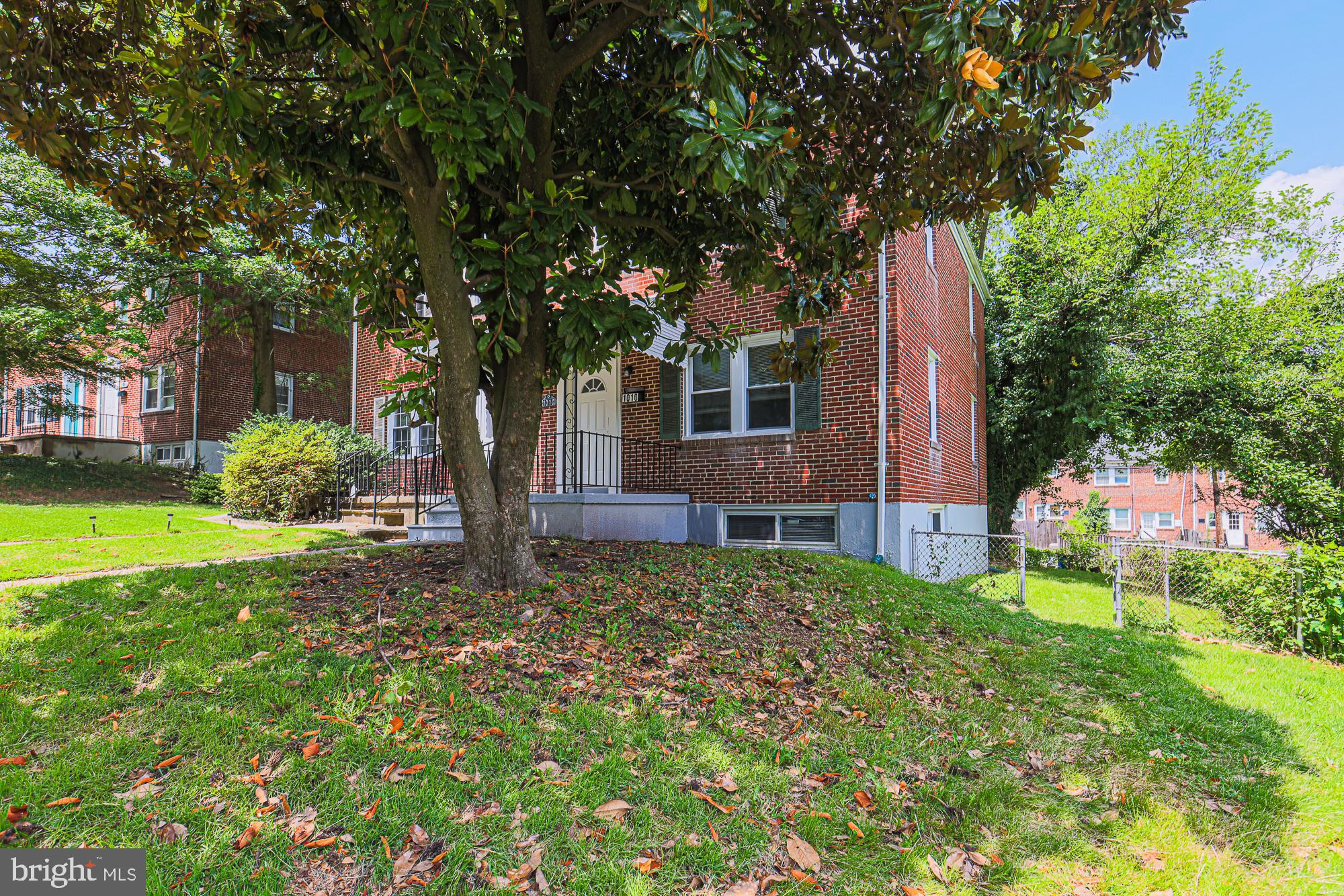 CEDARCROFT HISTORIC DISTRICT - Residential Lease