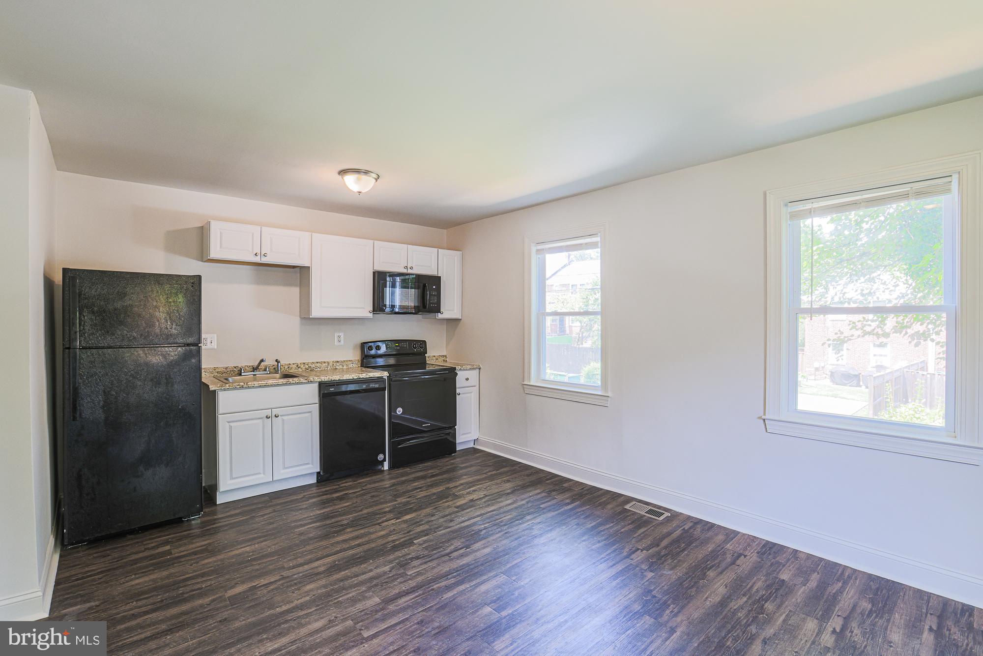 CEDARCROFT HISTORIC DISTRICT - Residential Lease