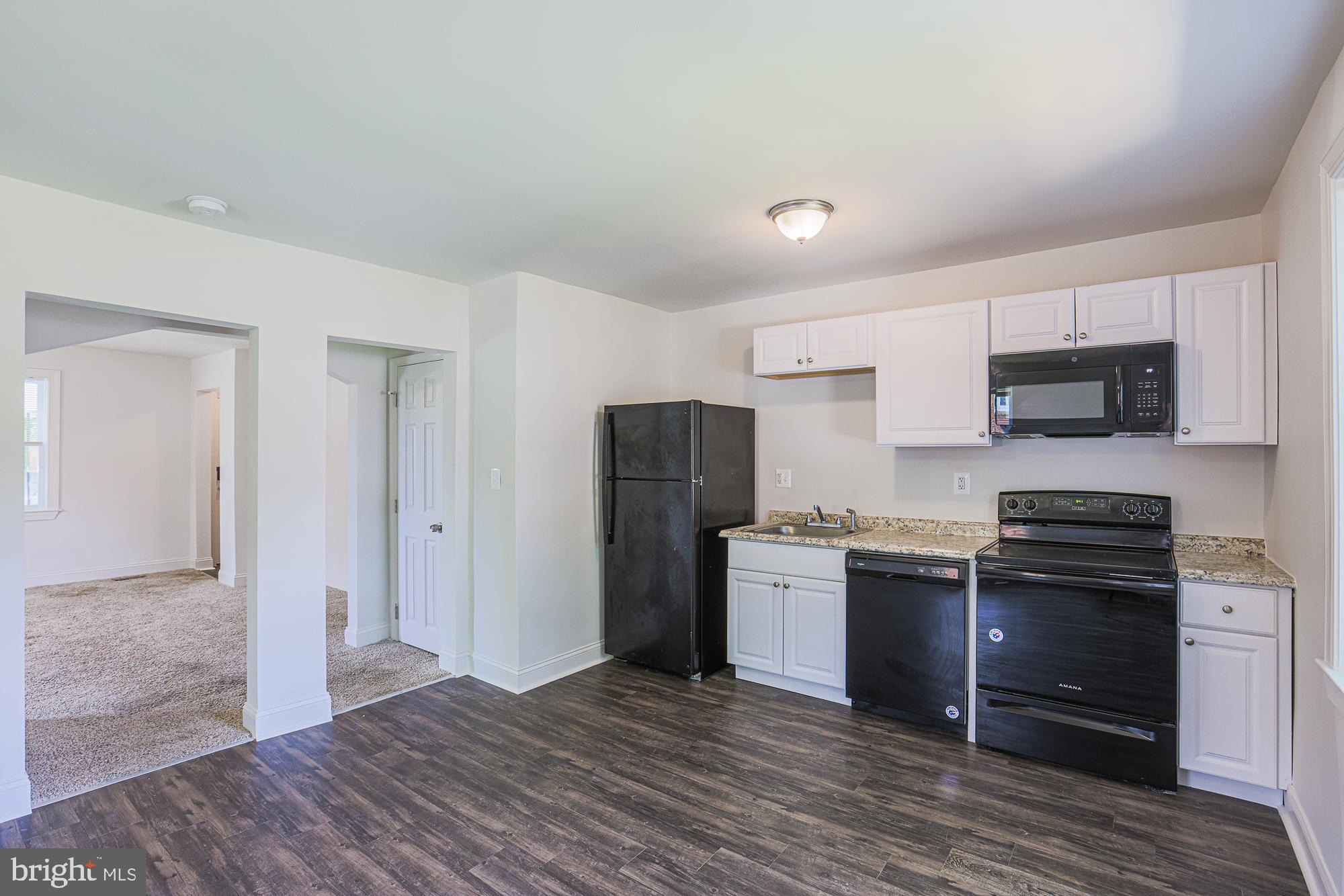 CEDARCROFT HISTORIC DISTRICT - Residential Lease