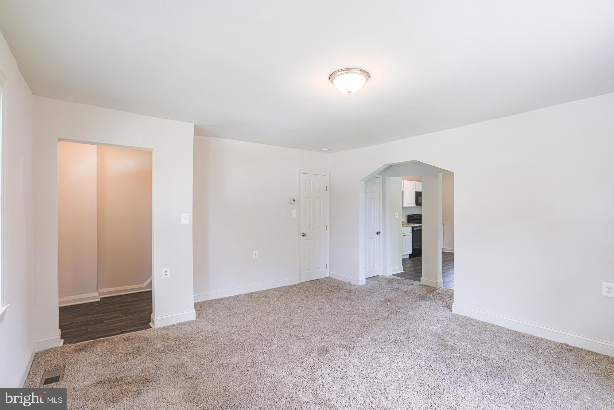 CEDARCROFT HISTORIC DISTRICT - Residential Lease