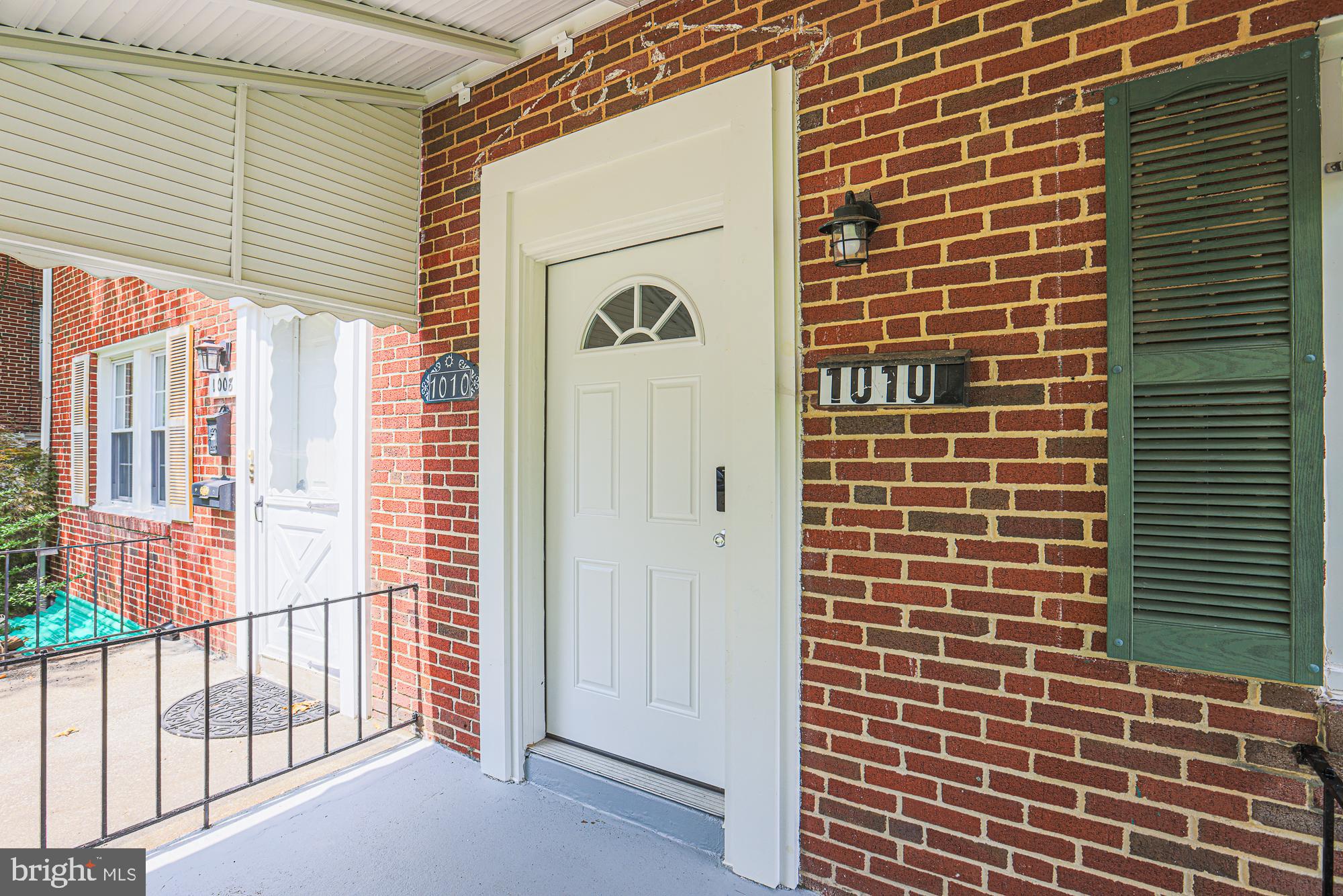 CEDARCROFT HISTORIC DISTRICT - Residential Lease