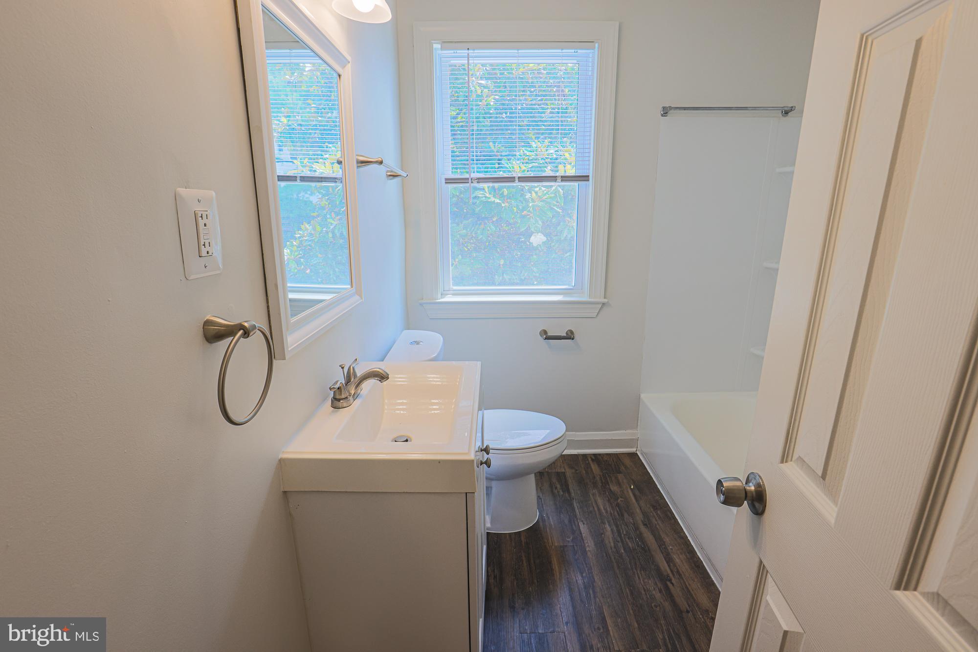 CEDARCROFT HISTORIC DISTRICT - Residential Lease