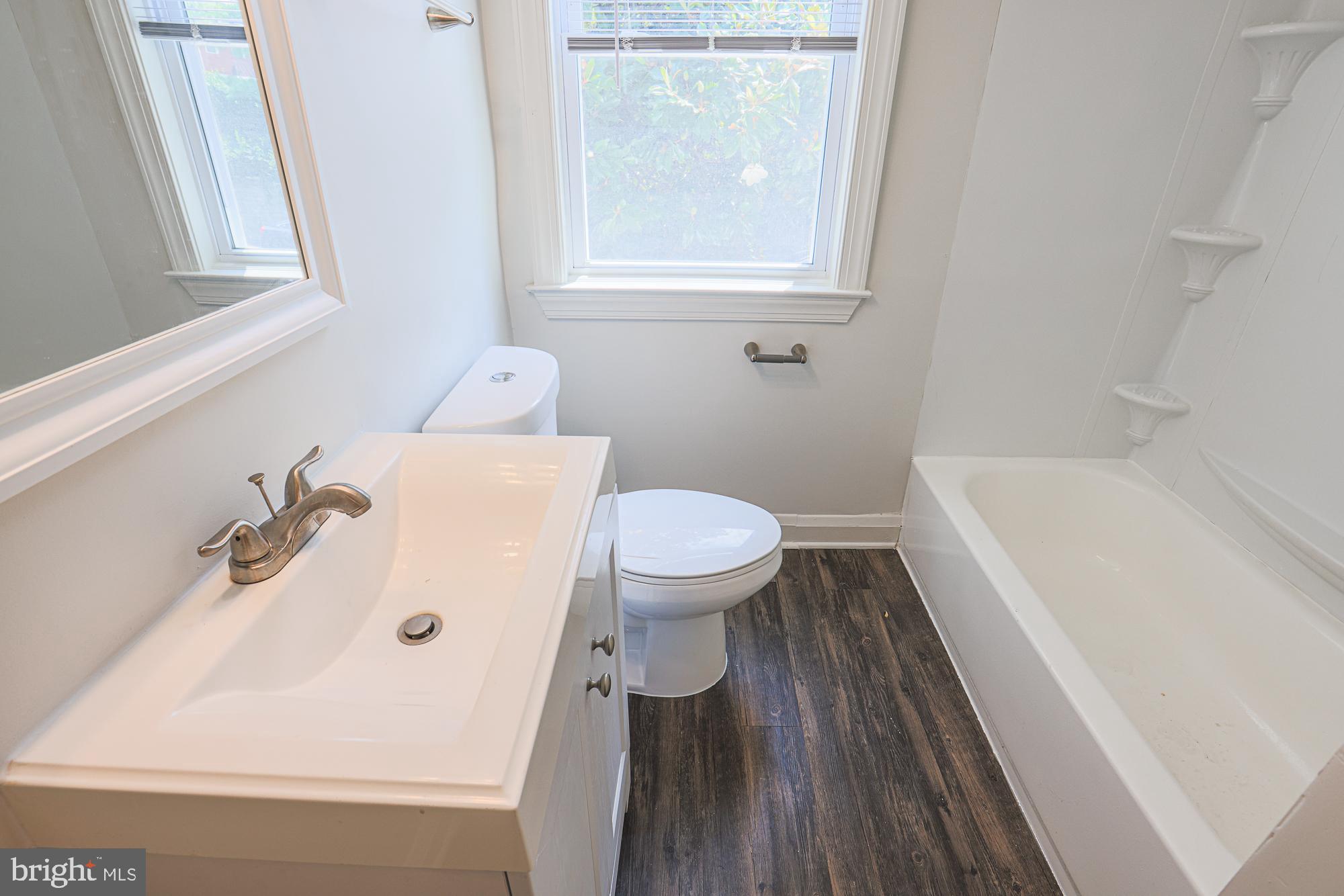 CEDARCROFT HISTORIC DISTRICT - Residential Lease