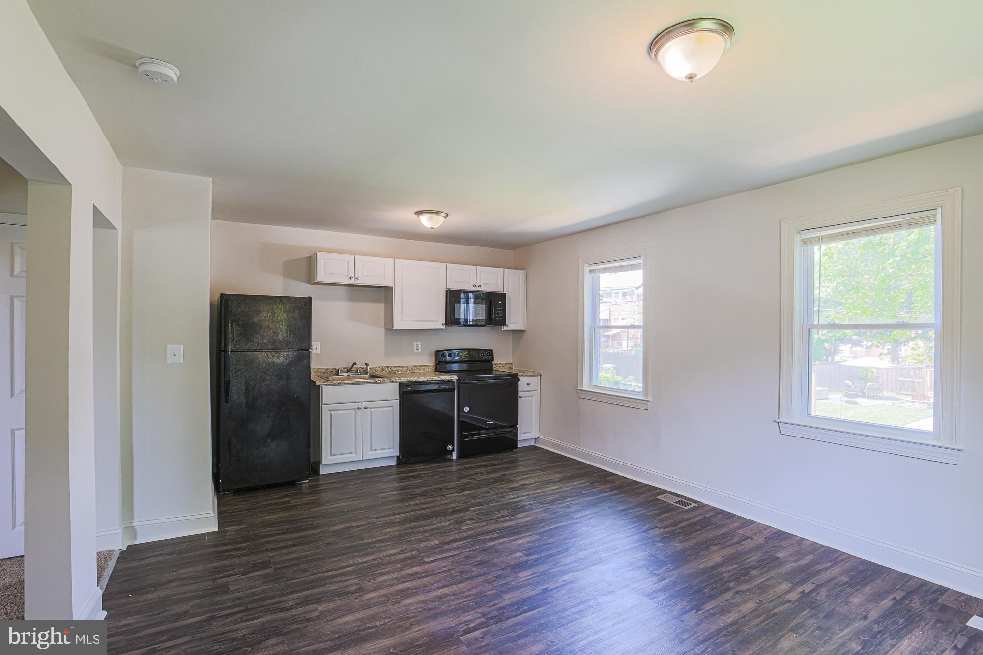 CEDARCROFT HISTORIC DISTRICT - Residential Lease