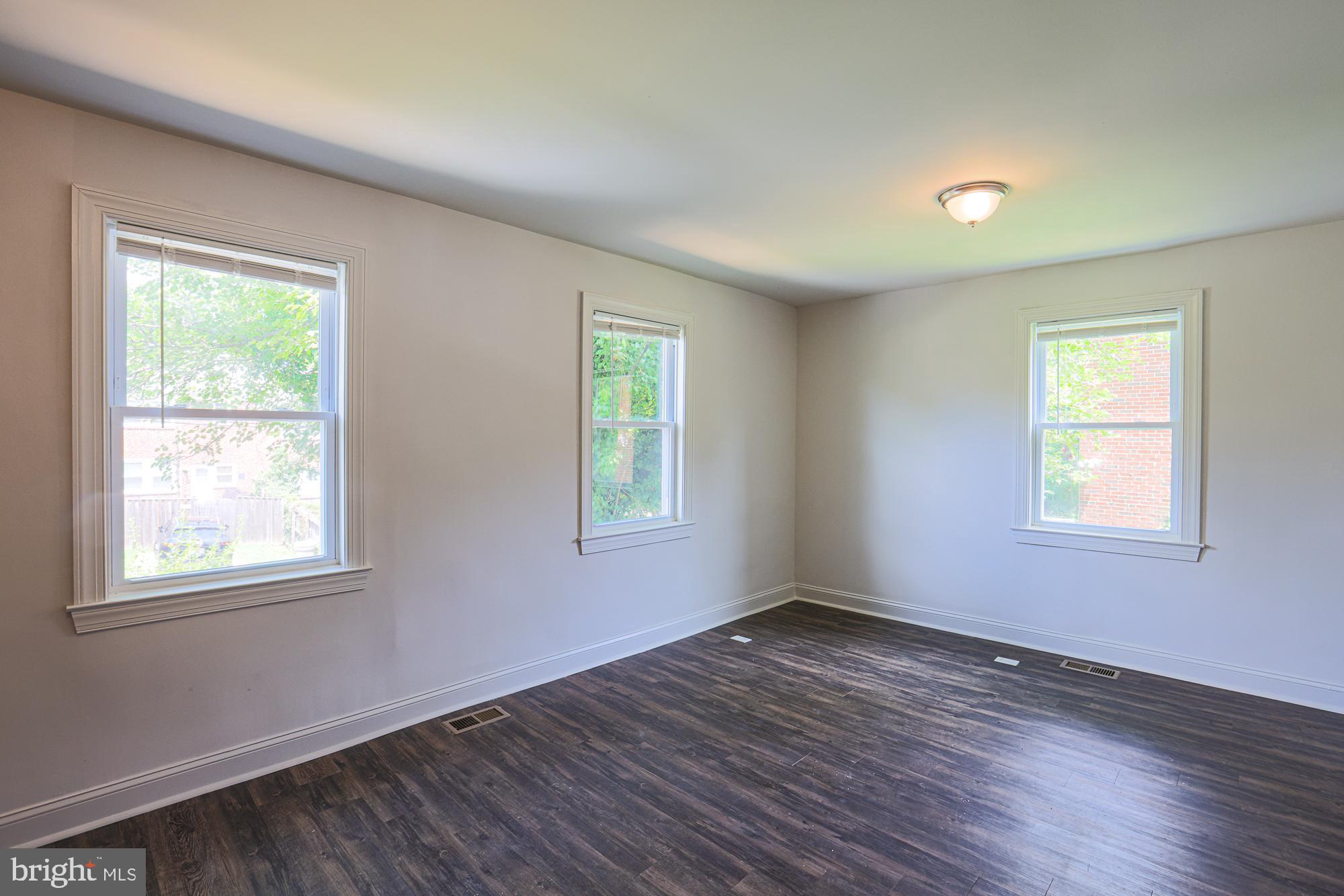 CEDARCROFT HISTORIC DISTRICT - Residential Lease