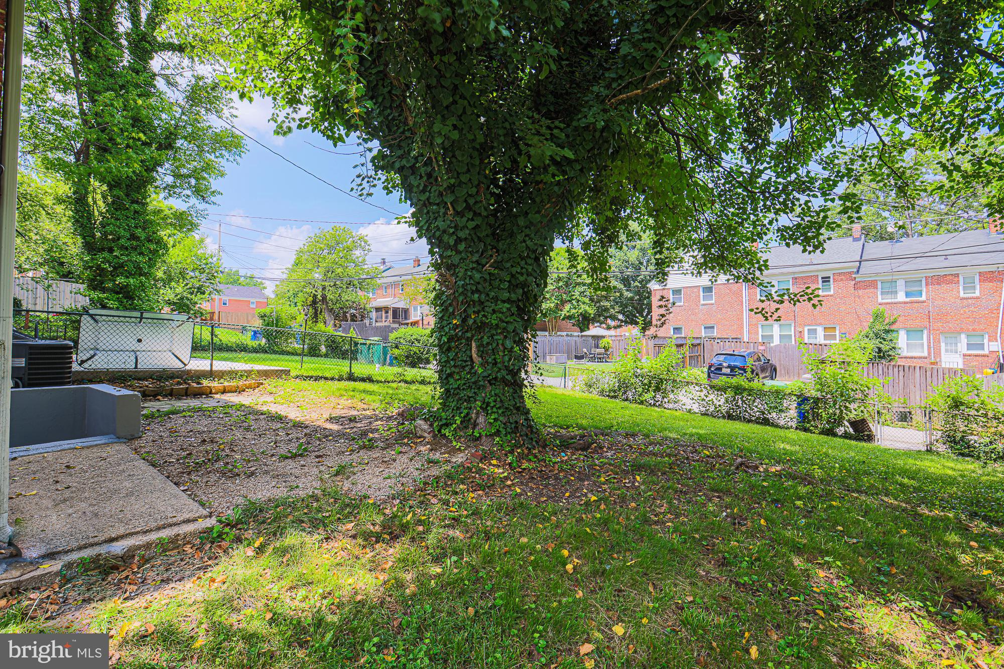 CEDARCROFT HISTORIC DISTRICT - Residential Lease