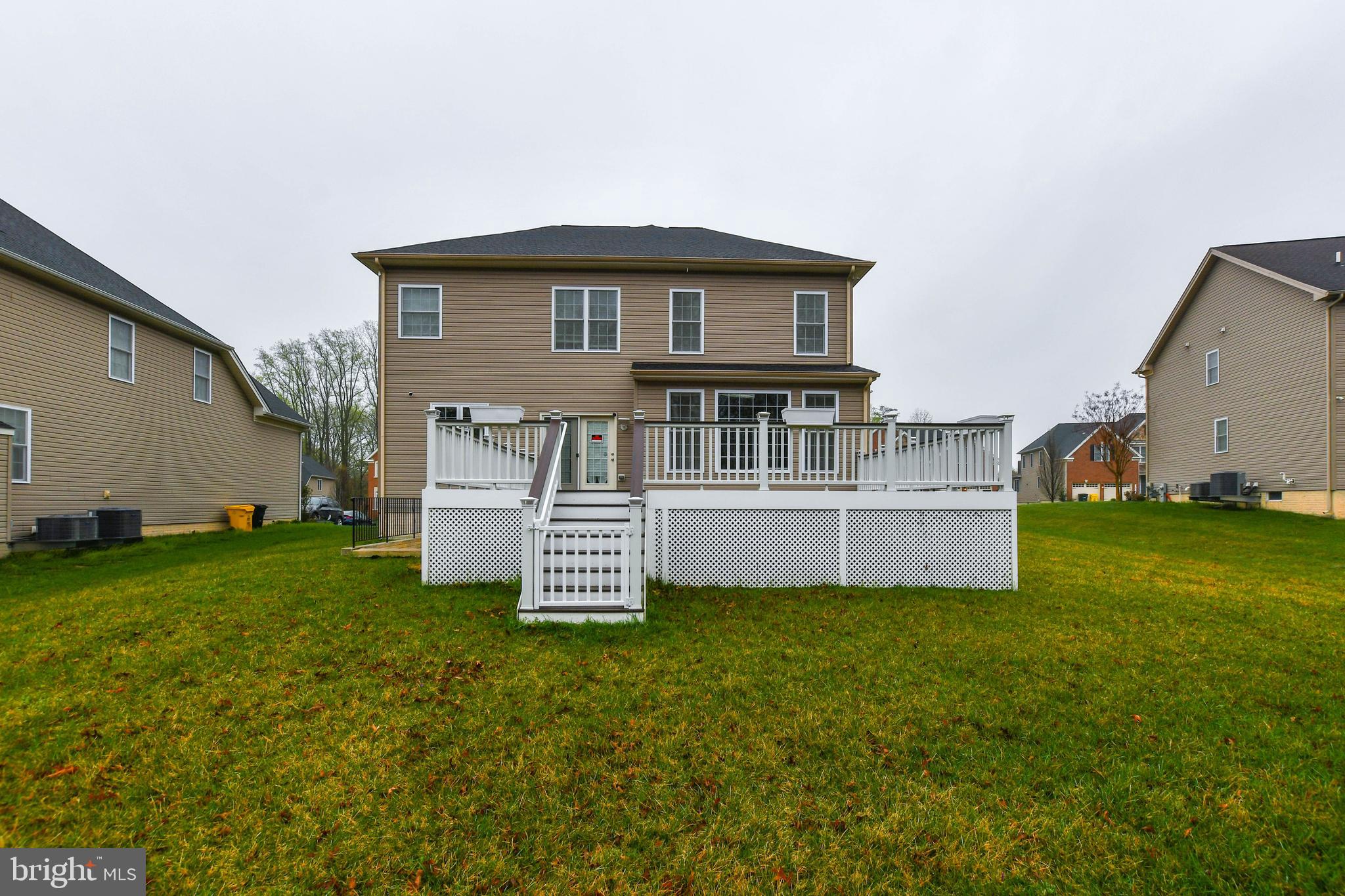 MIKLASZ PROPERTY - Residential