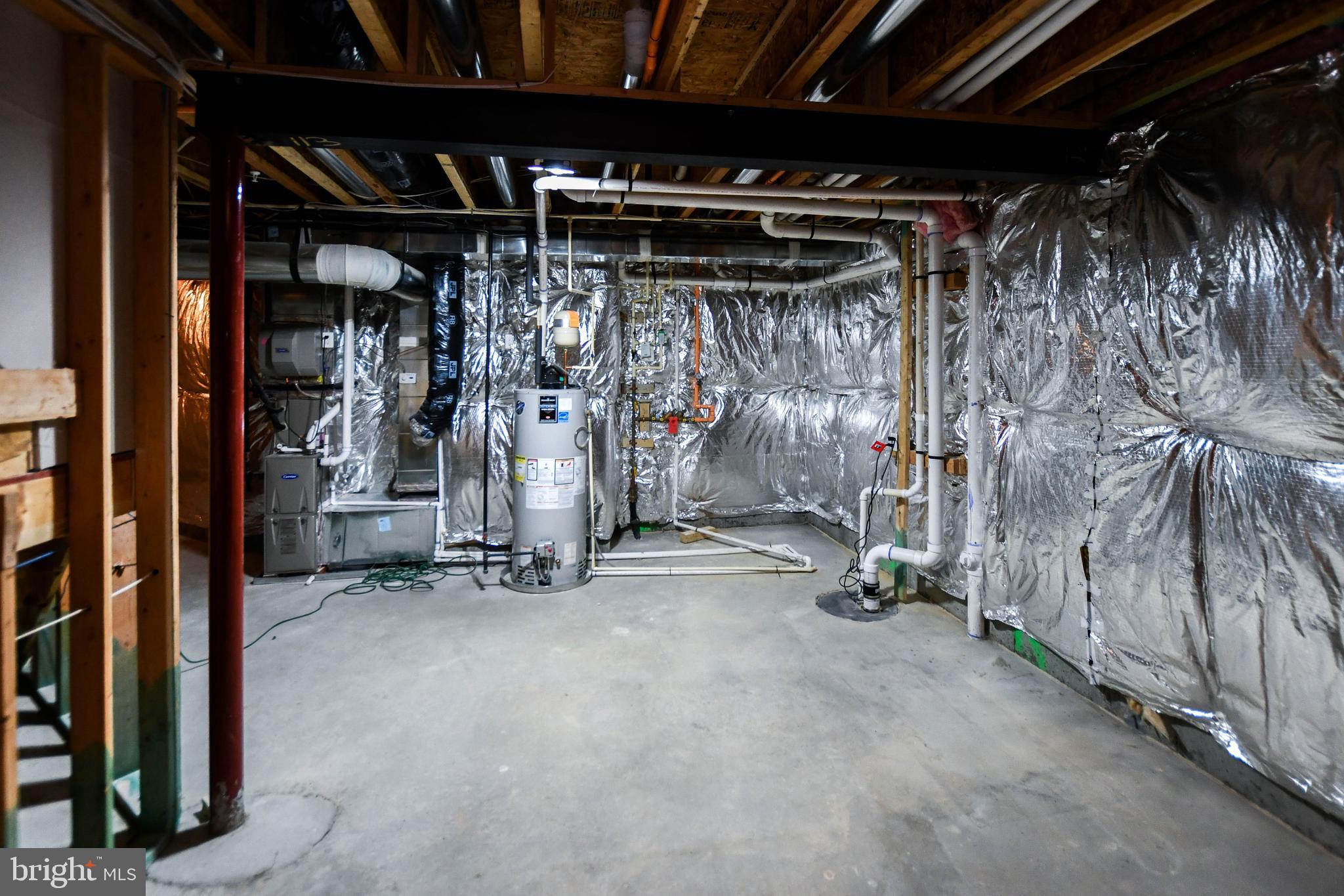 MIKLASZ PROPERTY - Residential