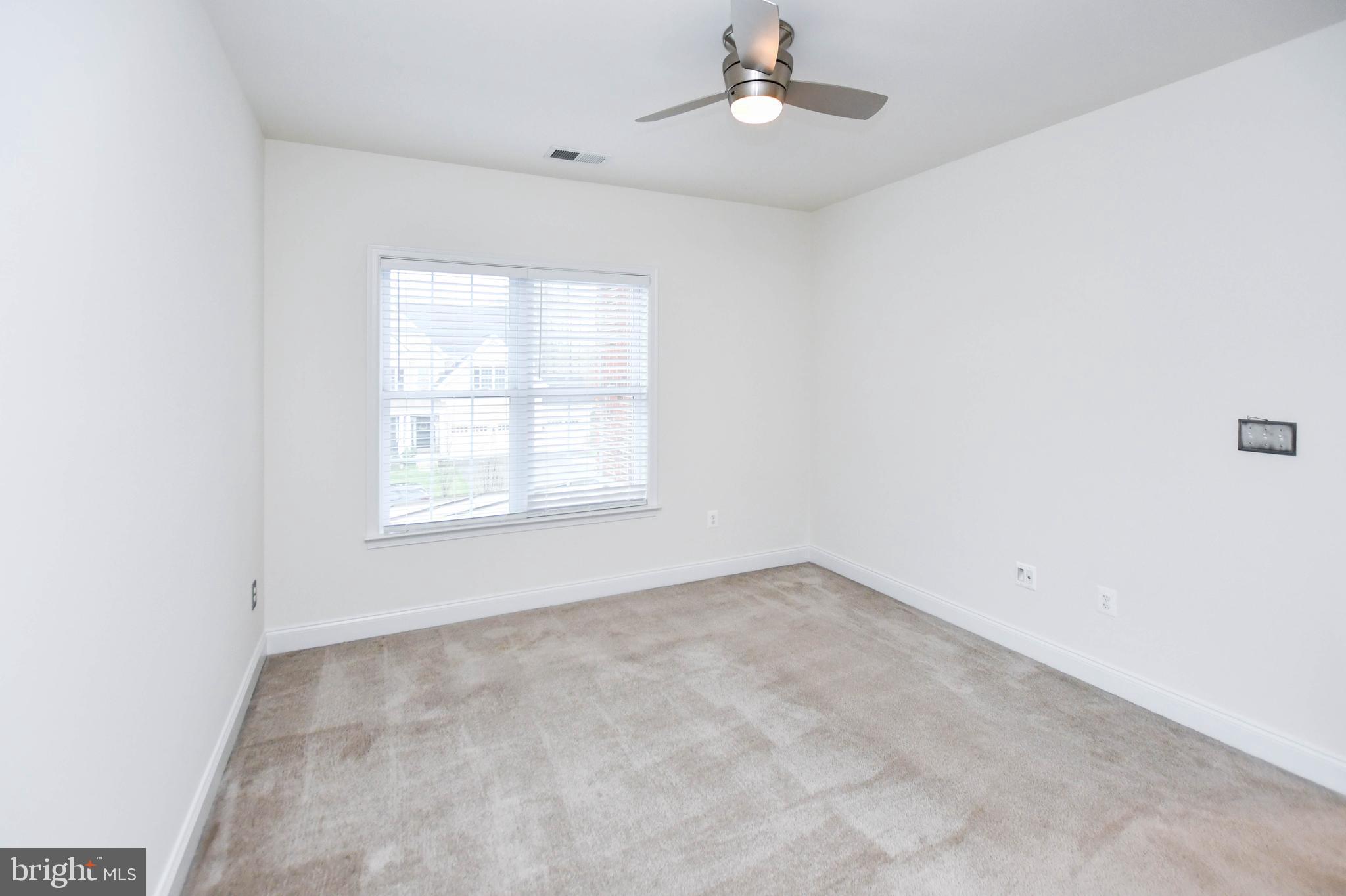 MIKLASZ PROPERTY - Residential