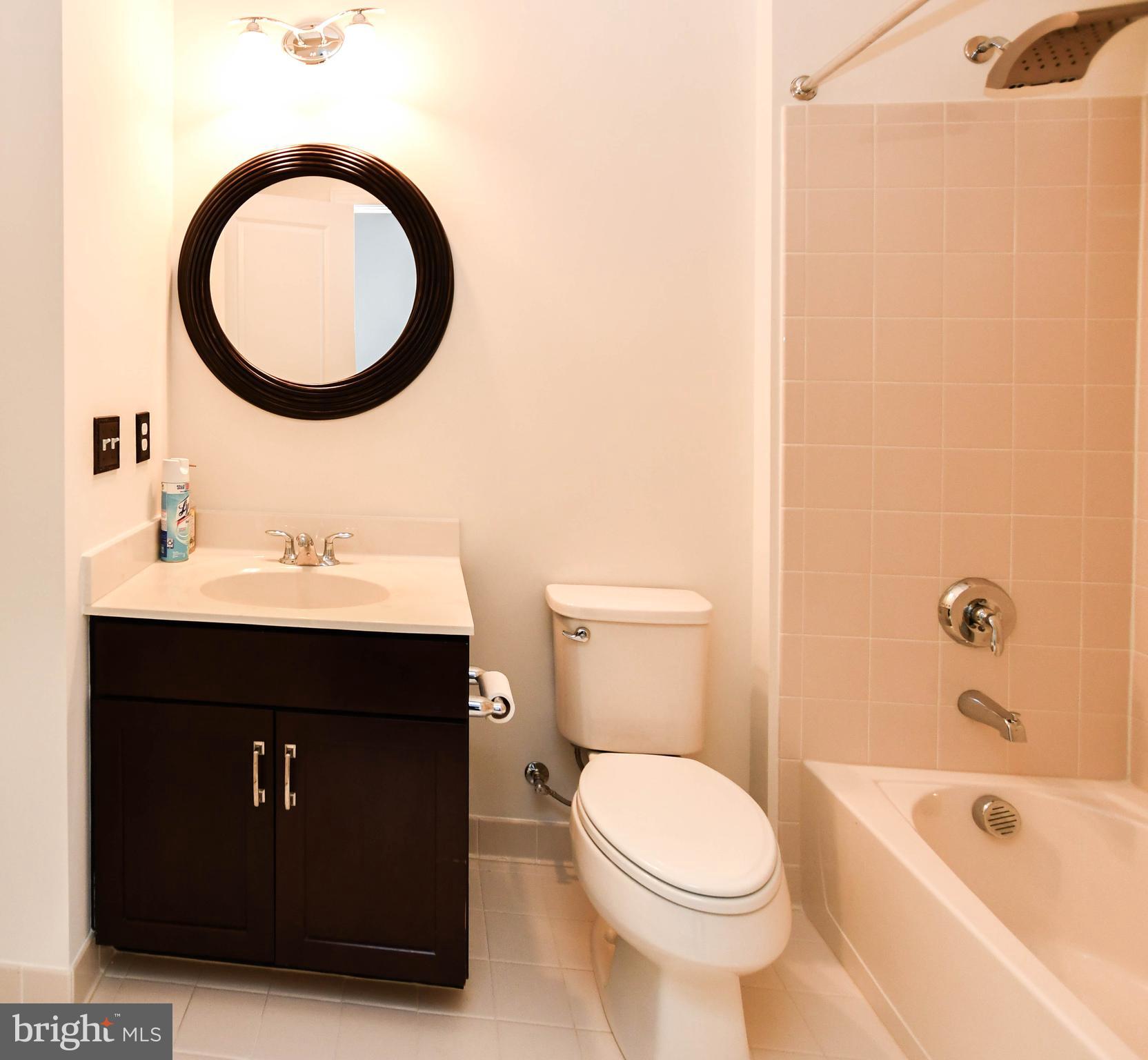 MIKLASZ PROPERTY - Residential