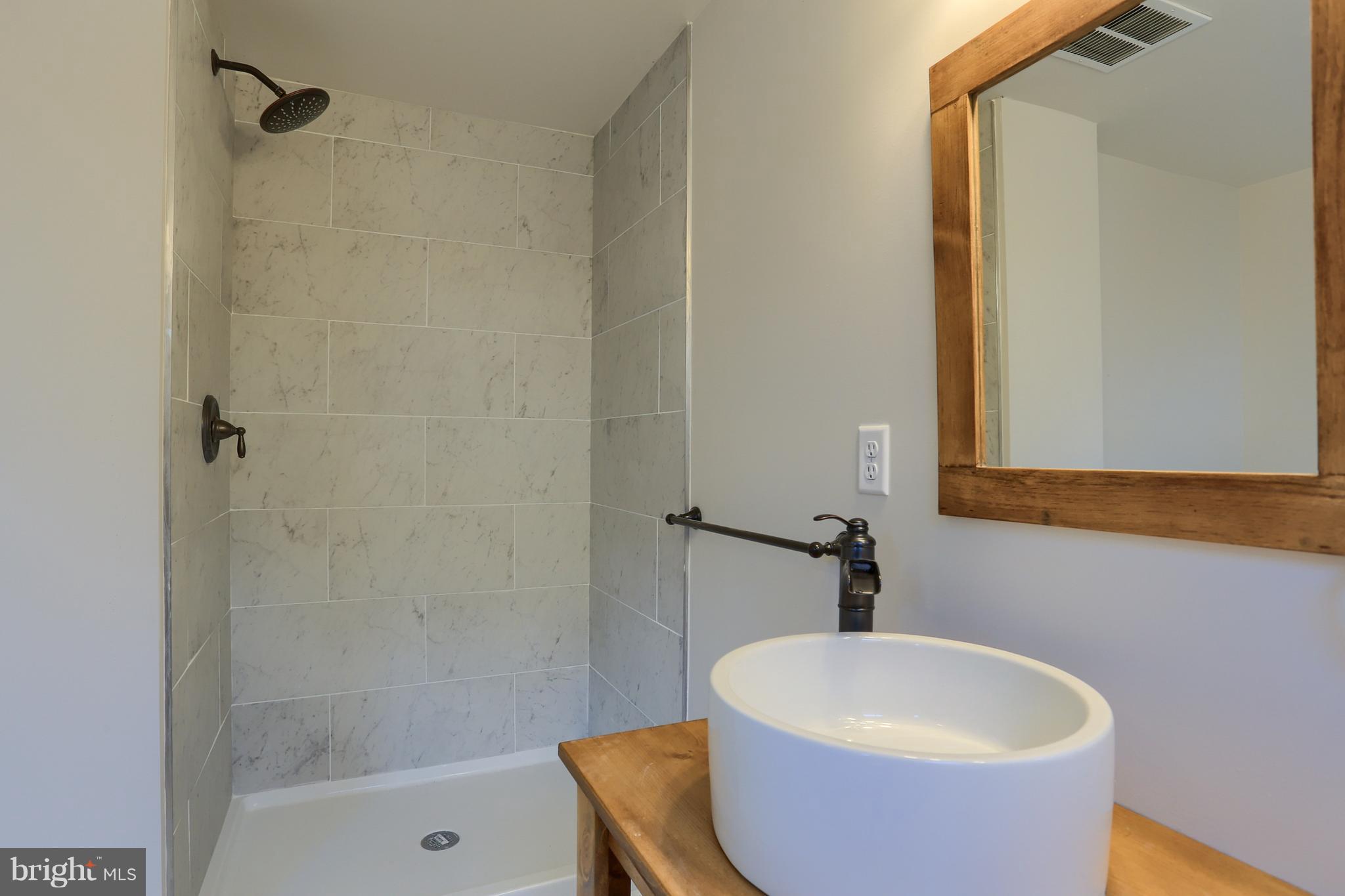 GRANDVIEW HEIGHTS - Residential