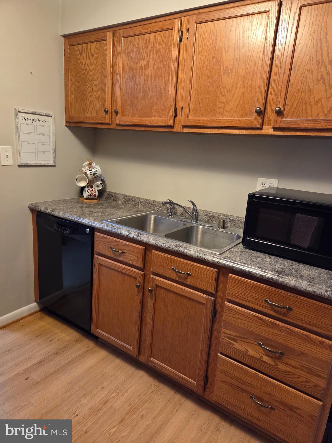 BRIGHT OAKS - Residential